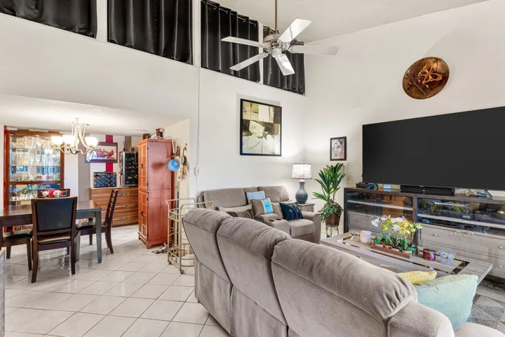 011-2561BoundbrookBoulevard-209-WestPalm