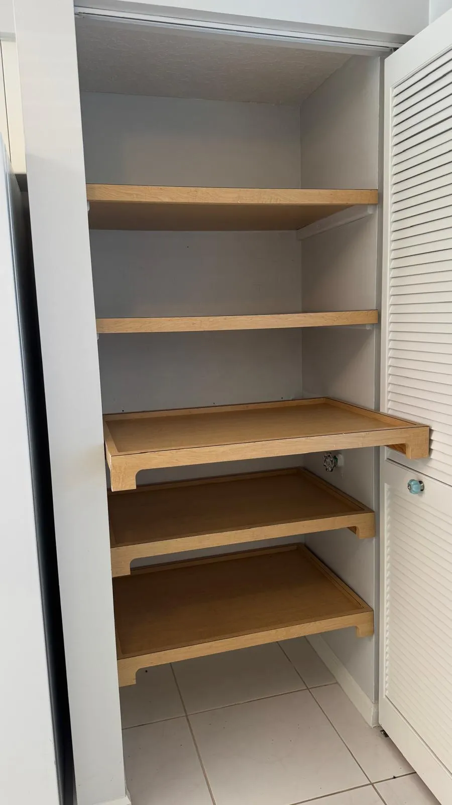 KITCHEN PANTRY