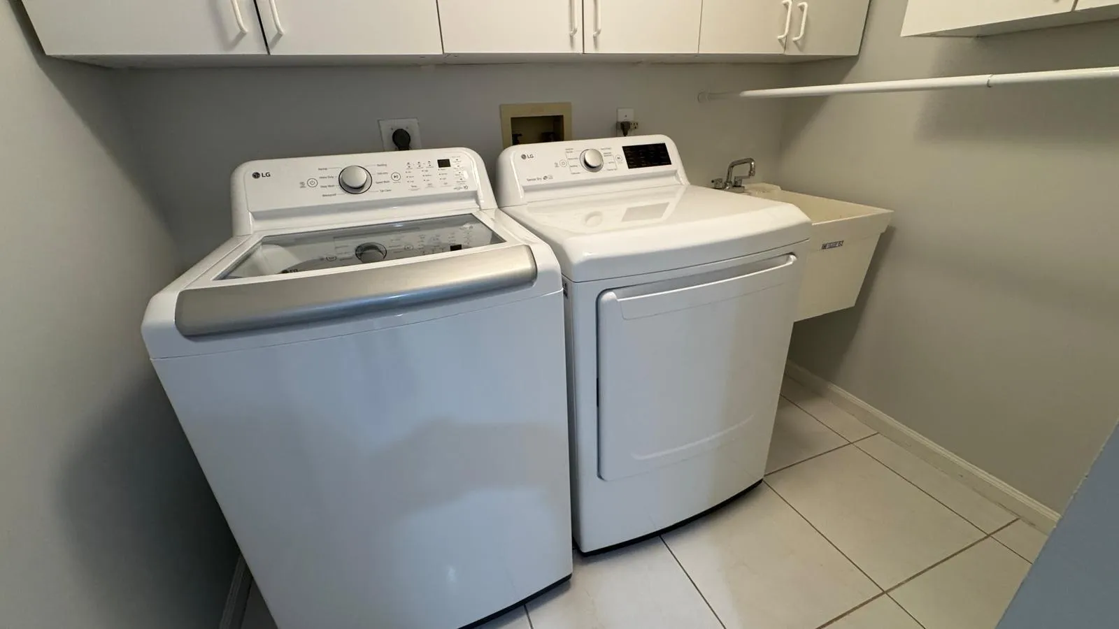 WASHER & DRYER