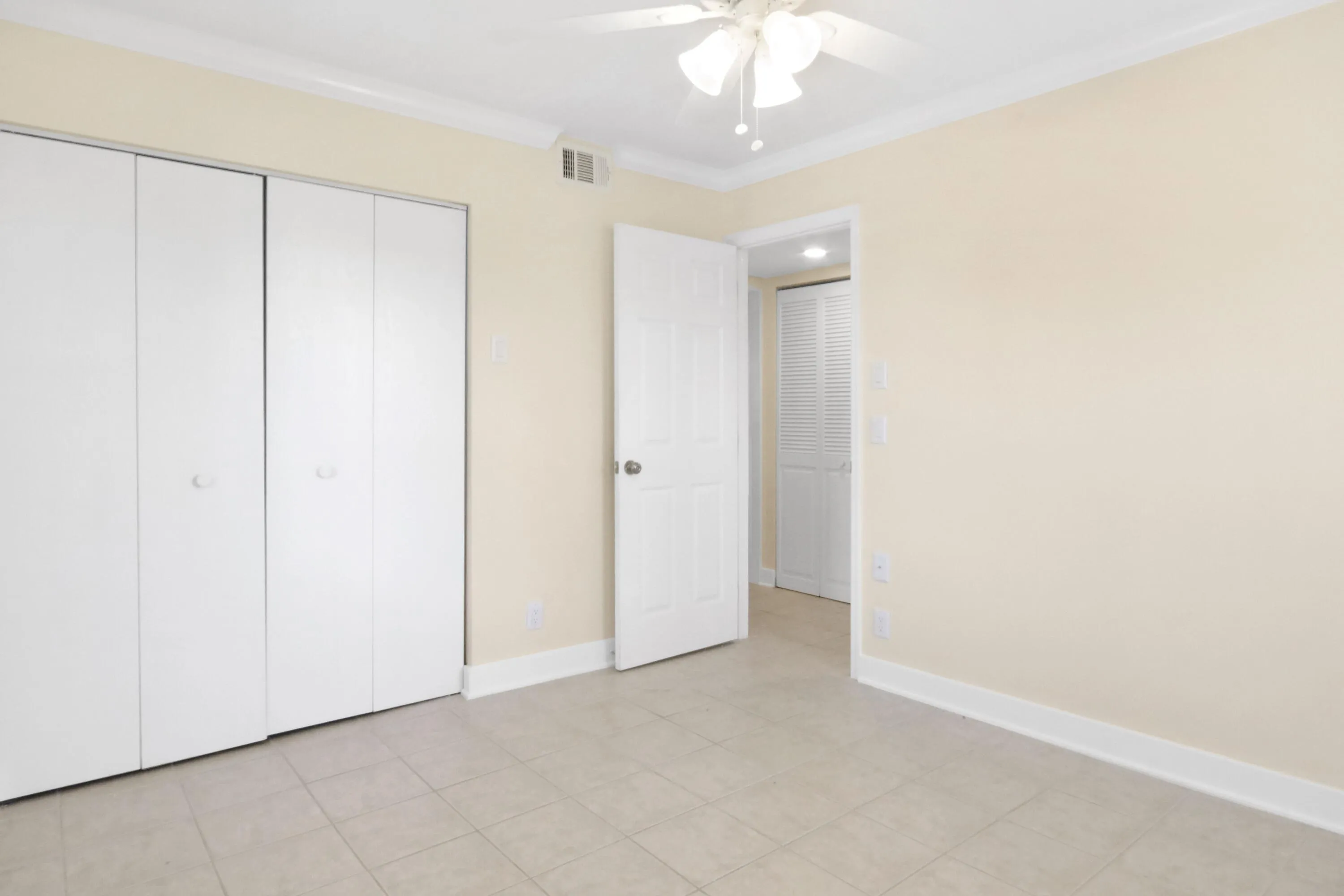 Guest Bedroom-2