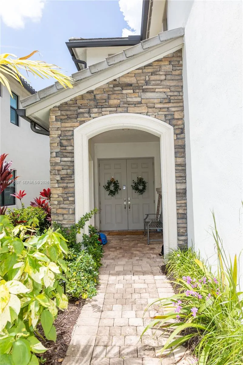 Property photo 43