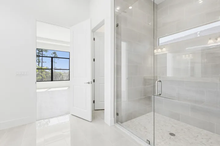 Owner's Bath