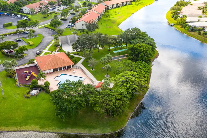 pool lake