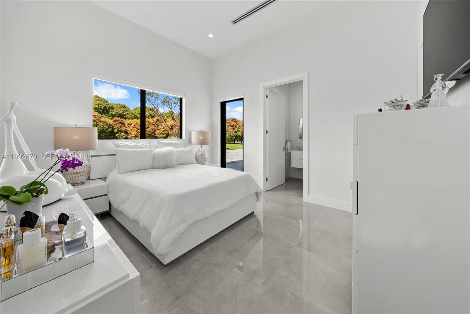 Property photo 135