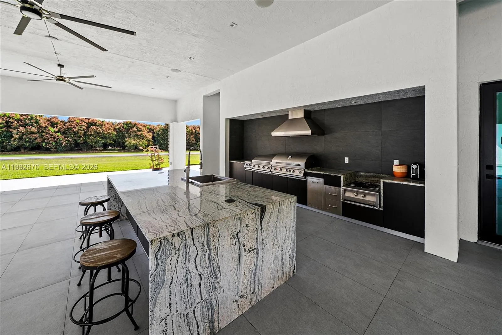 Property photo 204