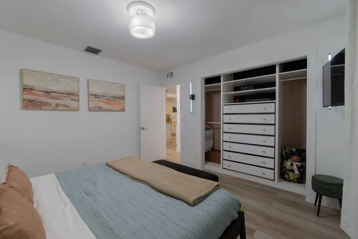 GUEST ROOM 2