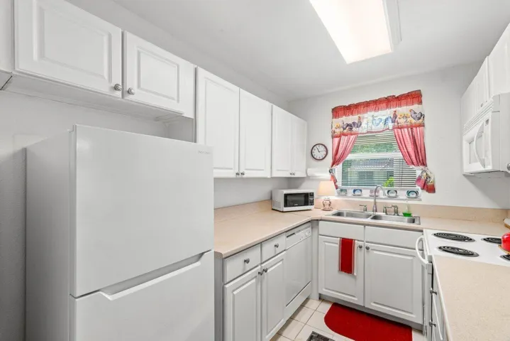 011-1124Northwest13thStreet-204A-BocaRat