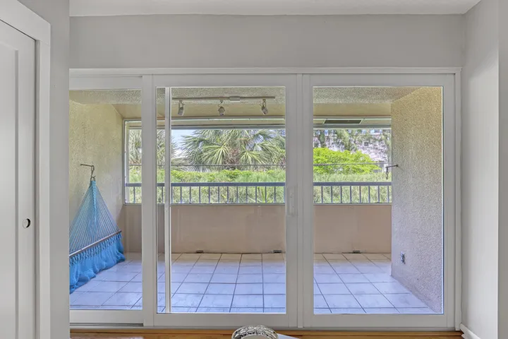 primary private balcony