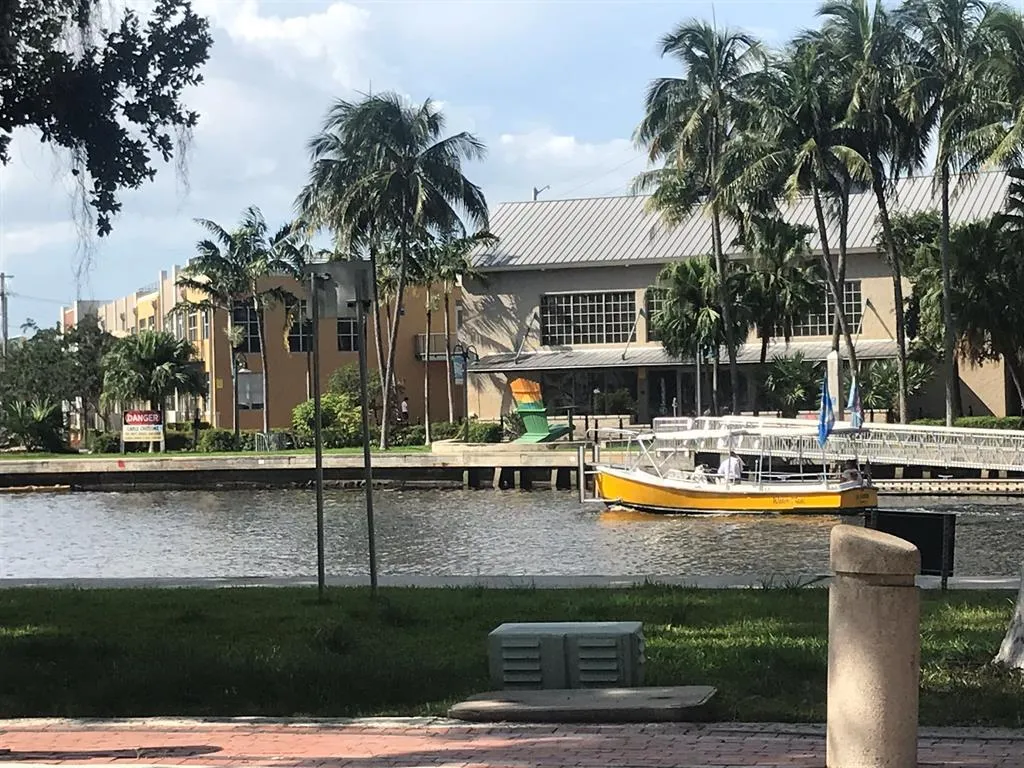water taxi