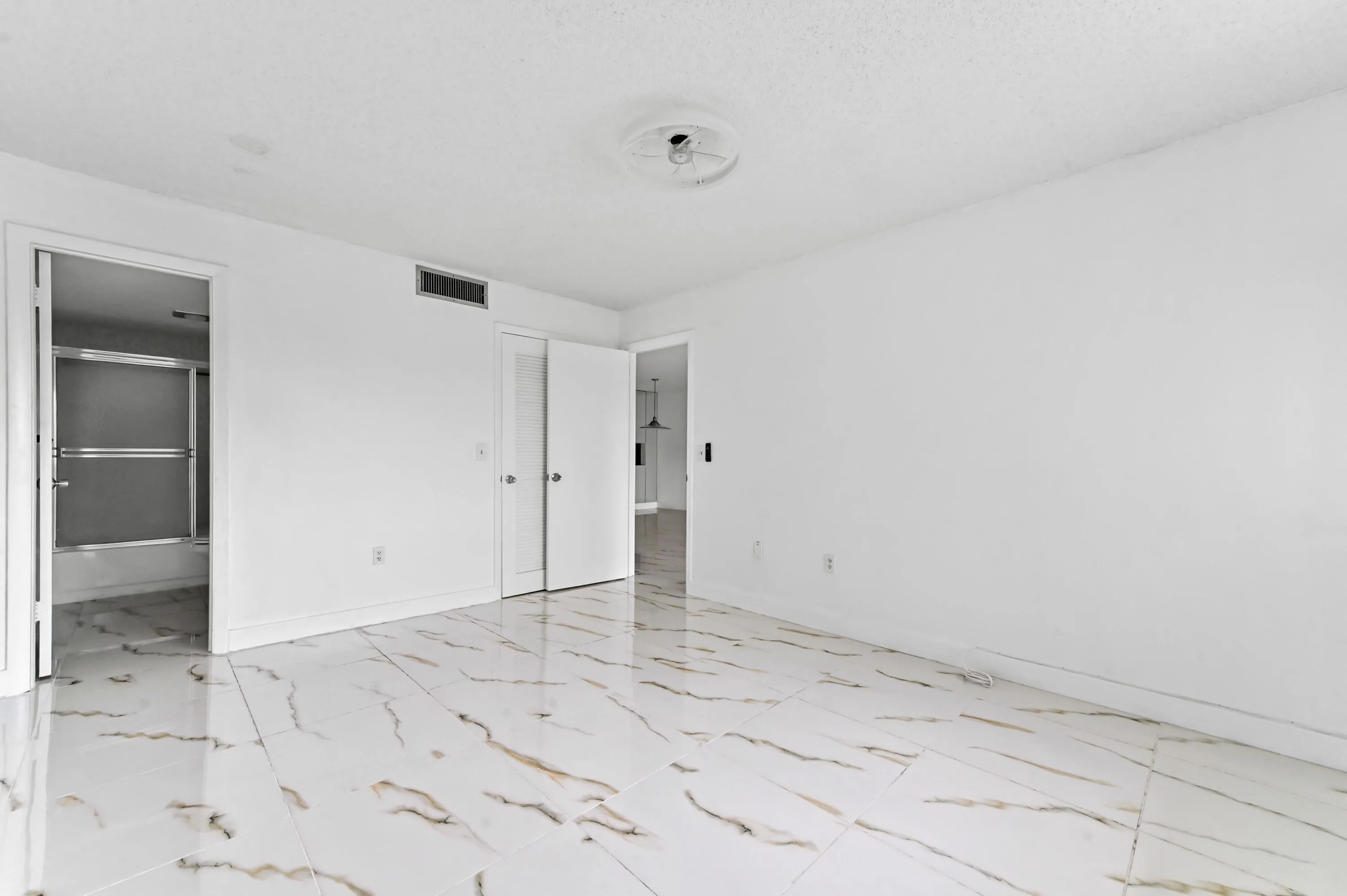 17 bedroom 02