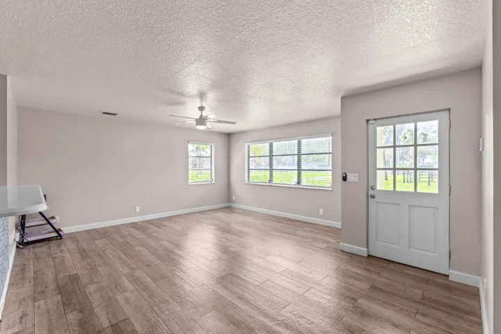 10-web-or-mls-A7408576 (2)