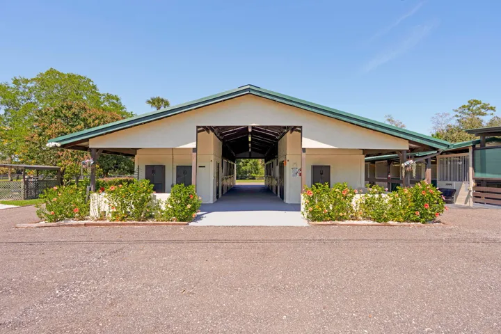 46-web-or-mls-A7408521