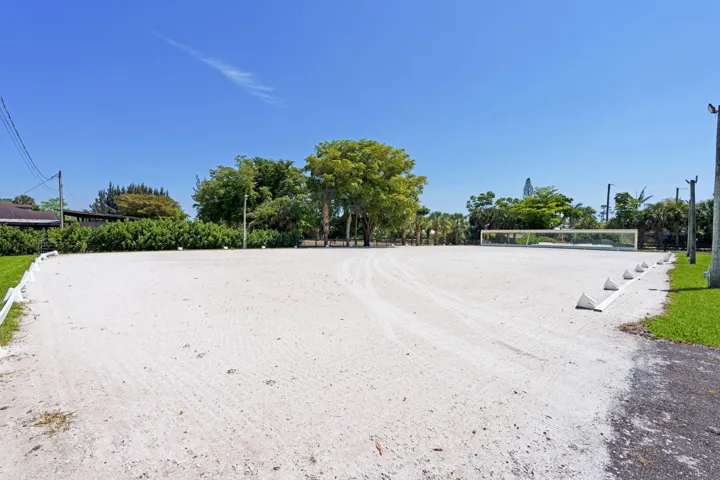 65-web-or-mls-A7408526