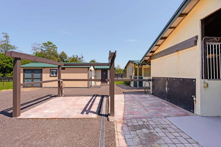 58-web-or-mls-A7408554