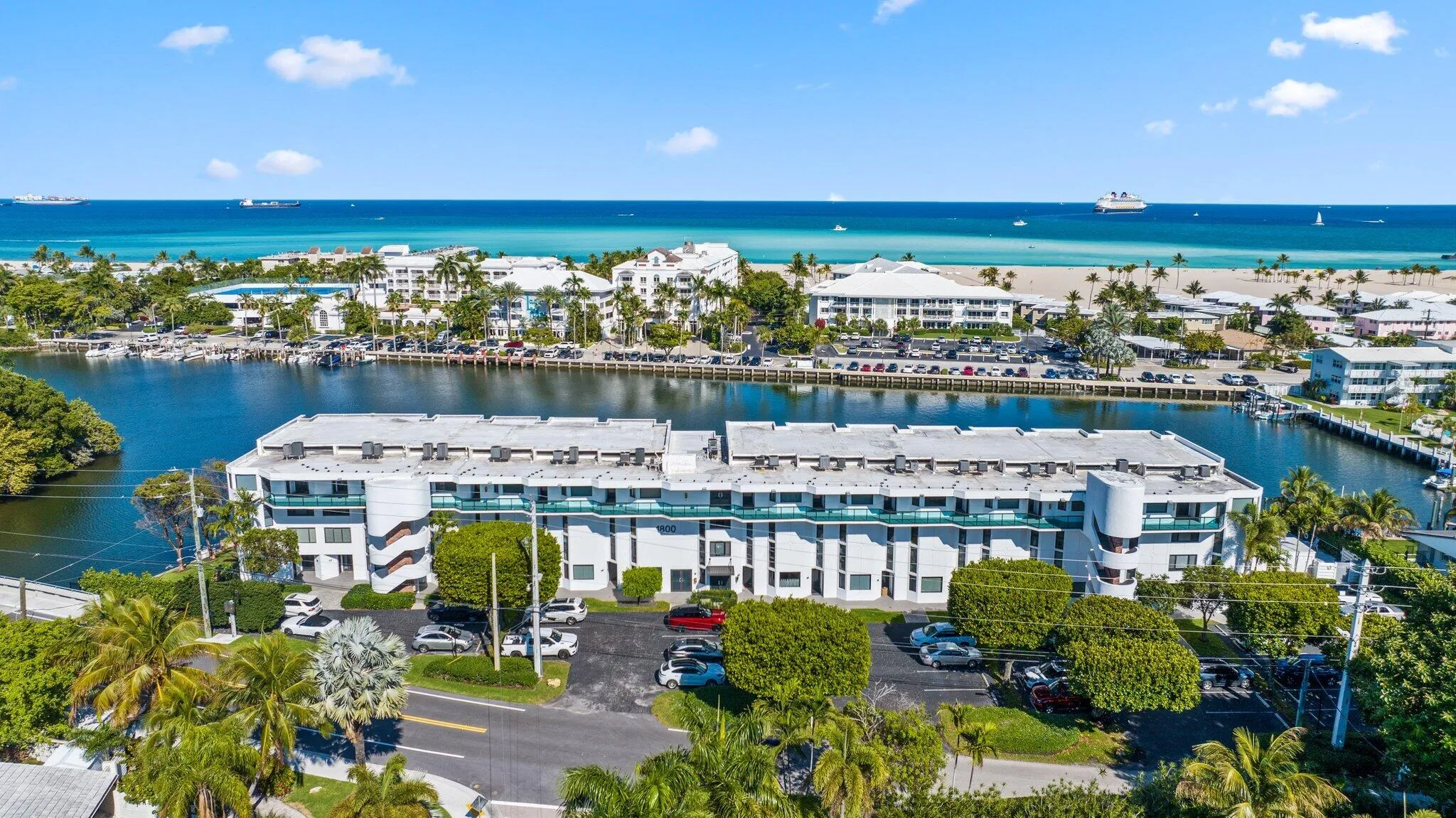 1800 South Ocean Drive - 6.jpg-SMALL