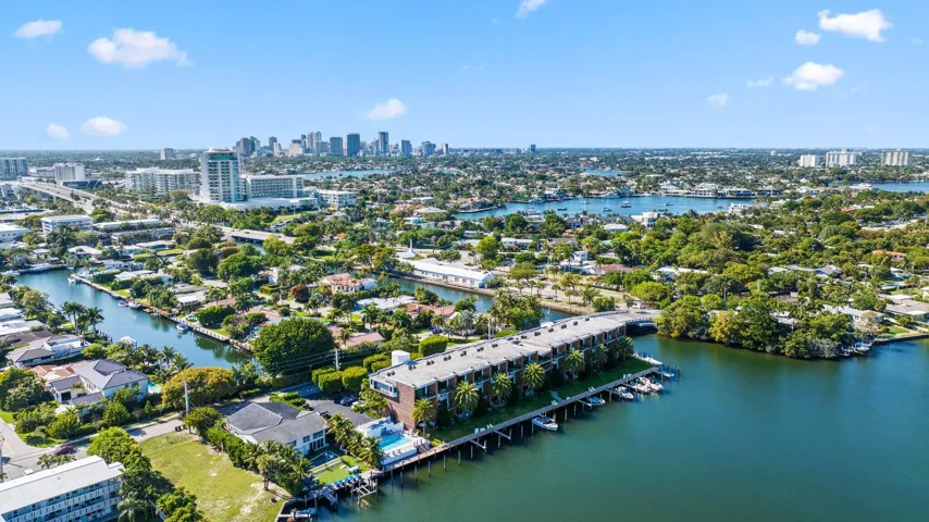 1800 South Ocean Drive - 17.jpg-SMALL