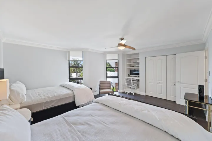 1800 South Ocean Drive - 45.jpg-SMALL