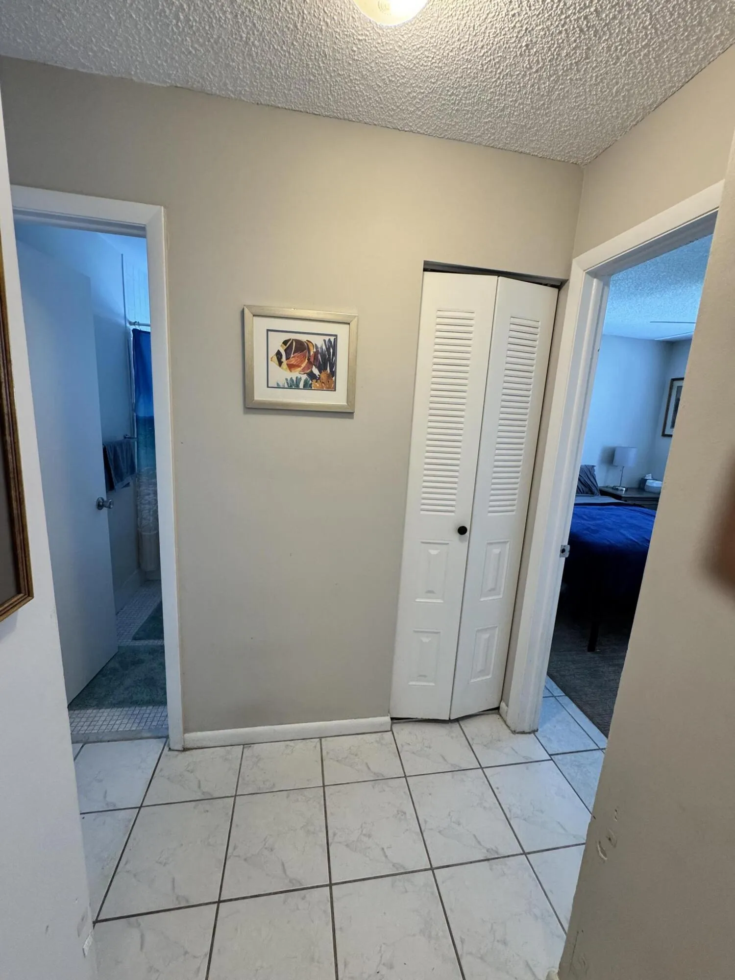 hallway to bdrs