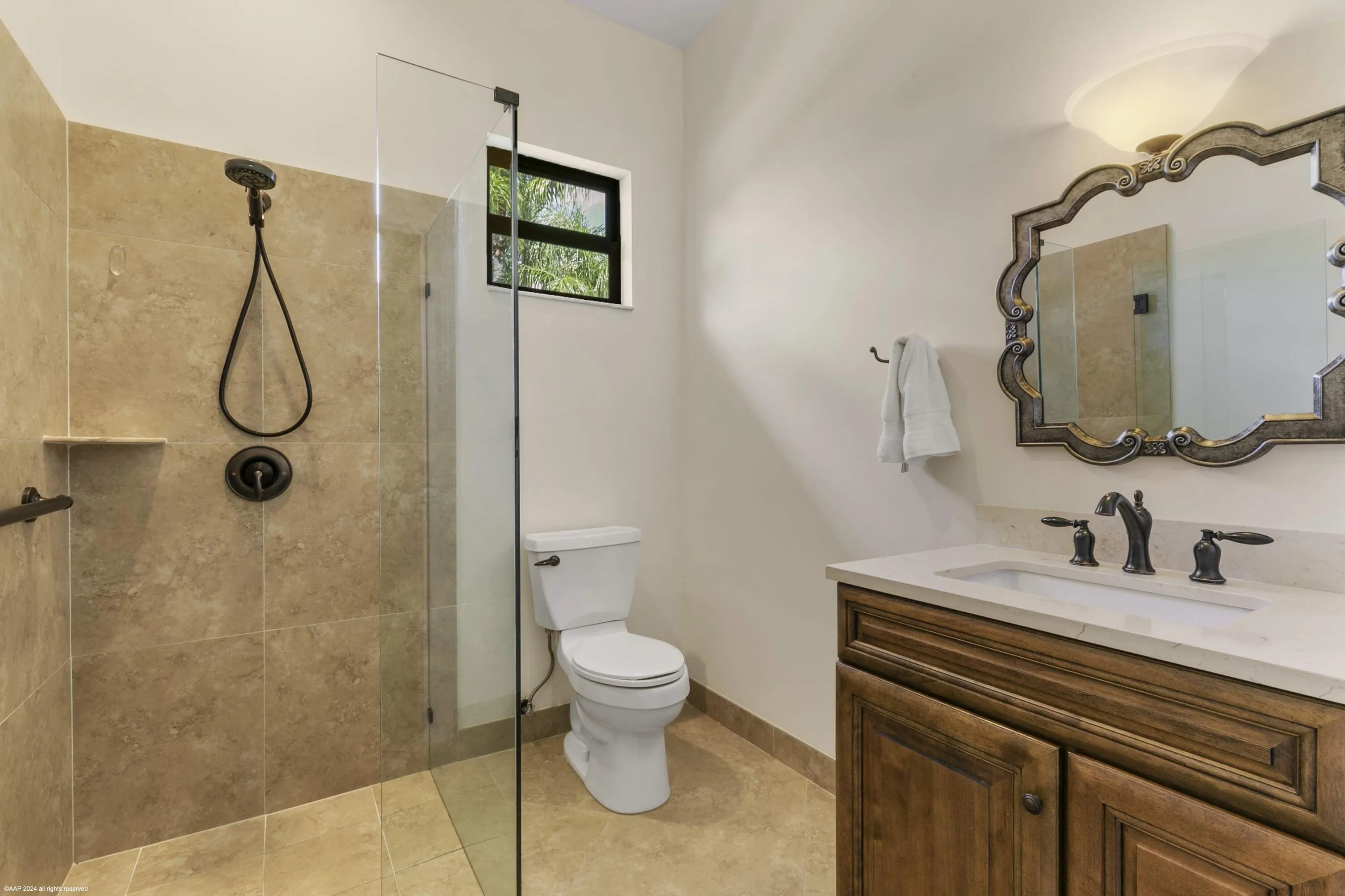 14965 Oatland Ct 044