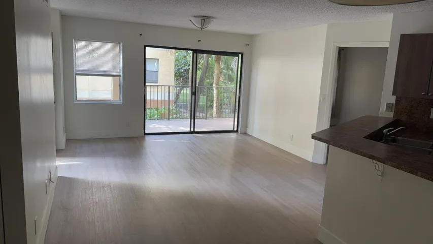 917 Livingroom