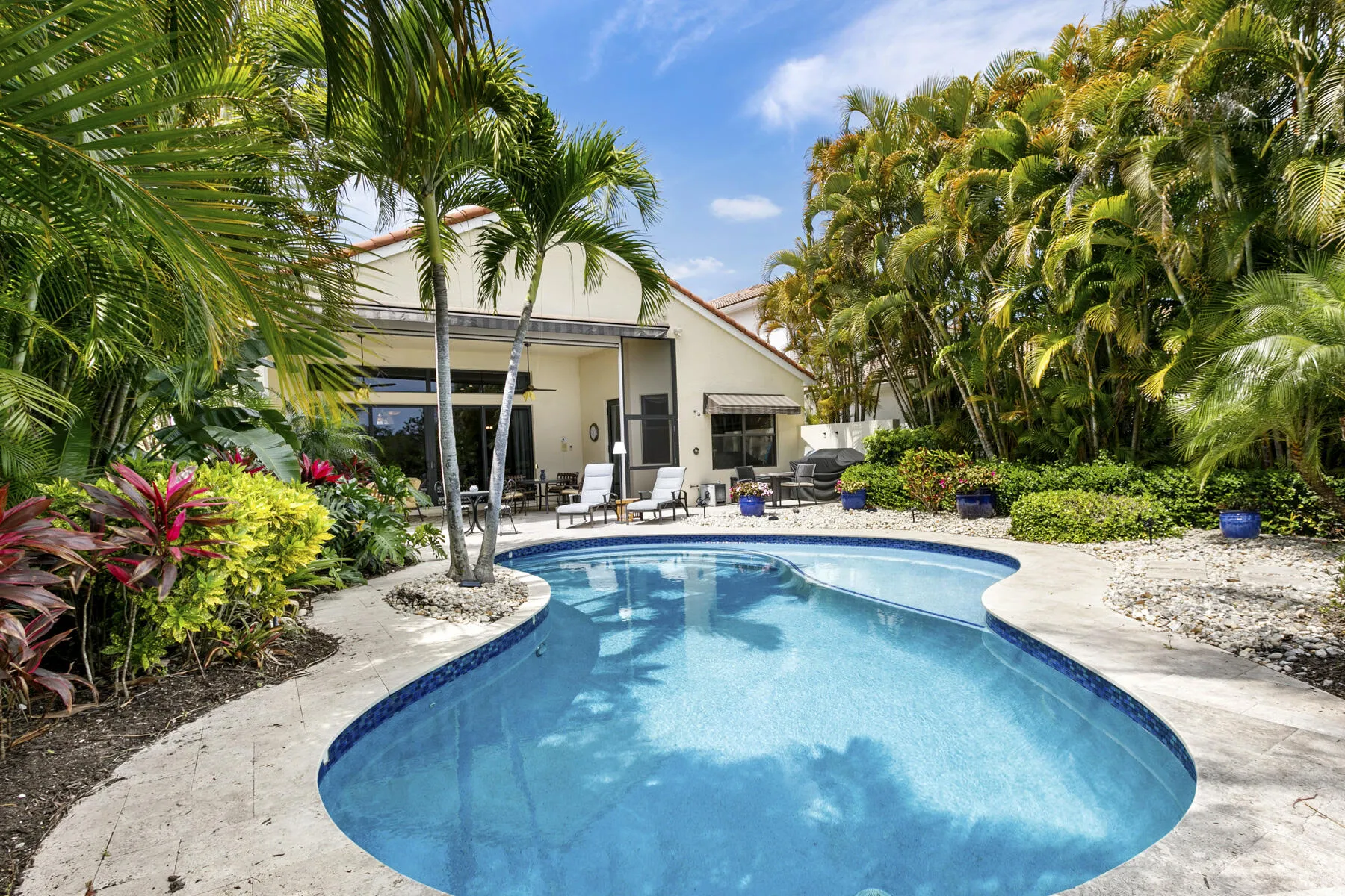 HEATED POOL