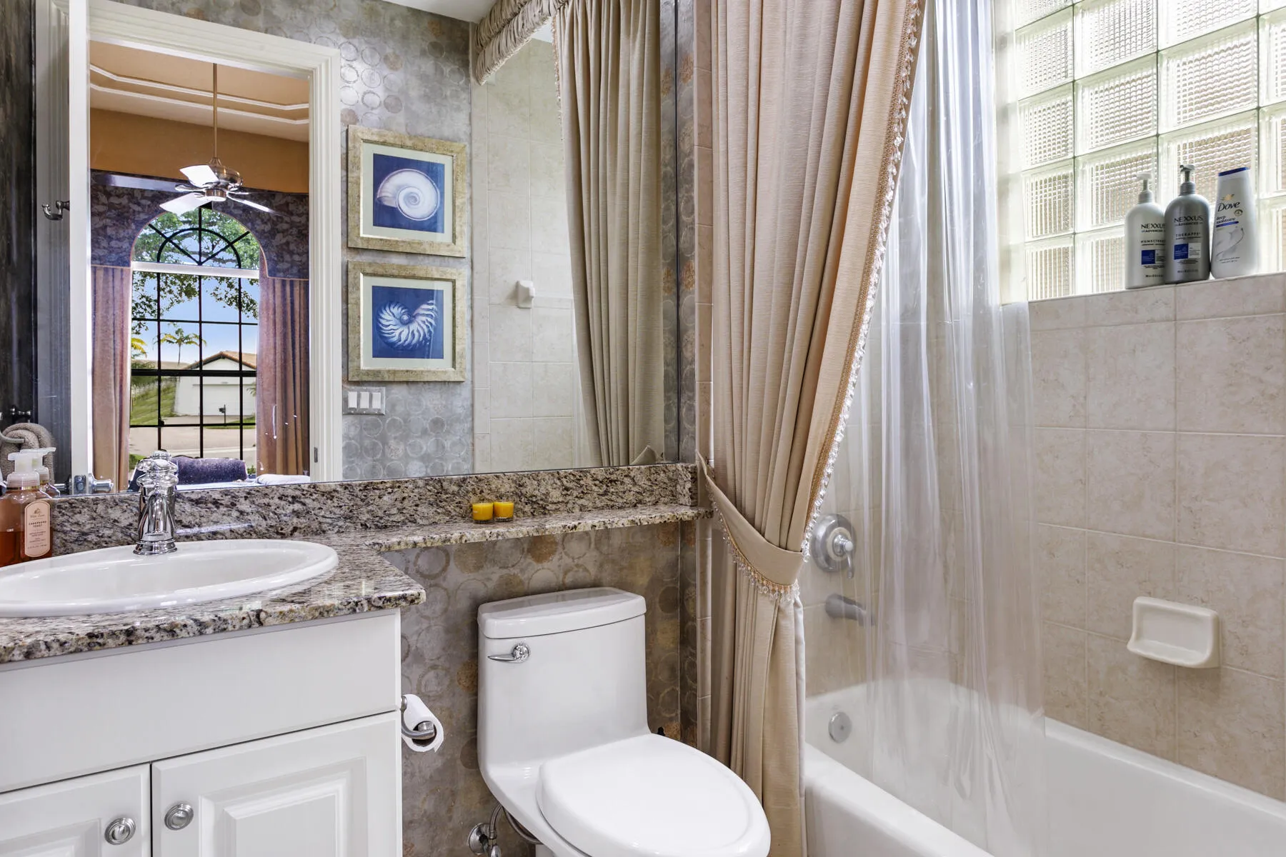 GUEST BATH 1