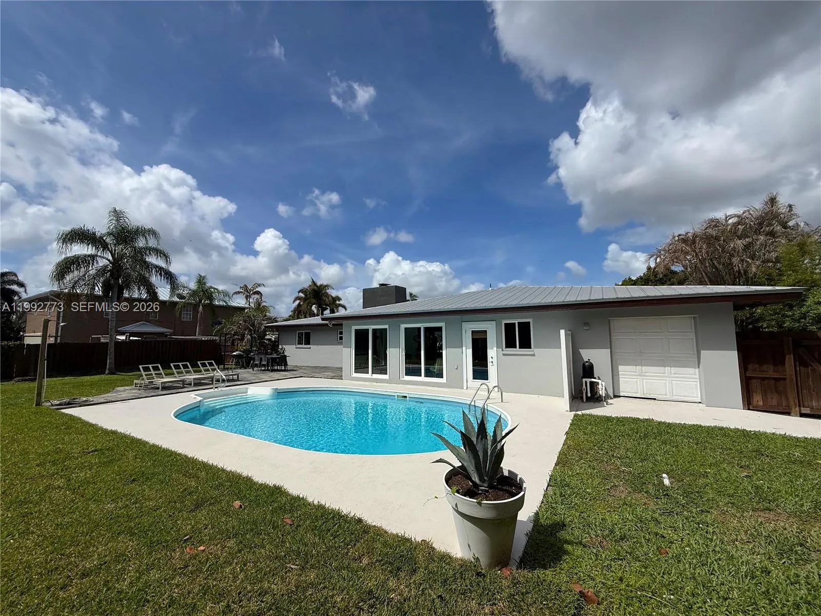 Property photo 61