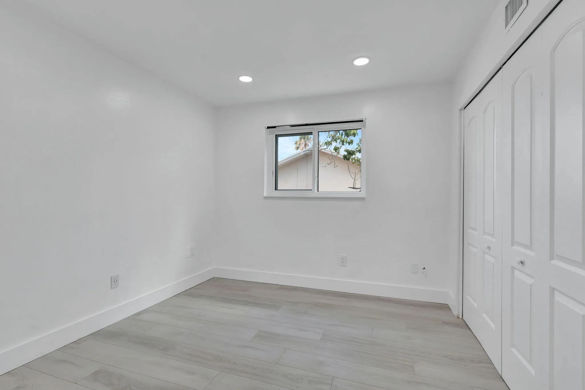 5-web-or-mls-334SW_12
