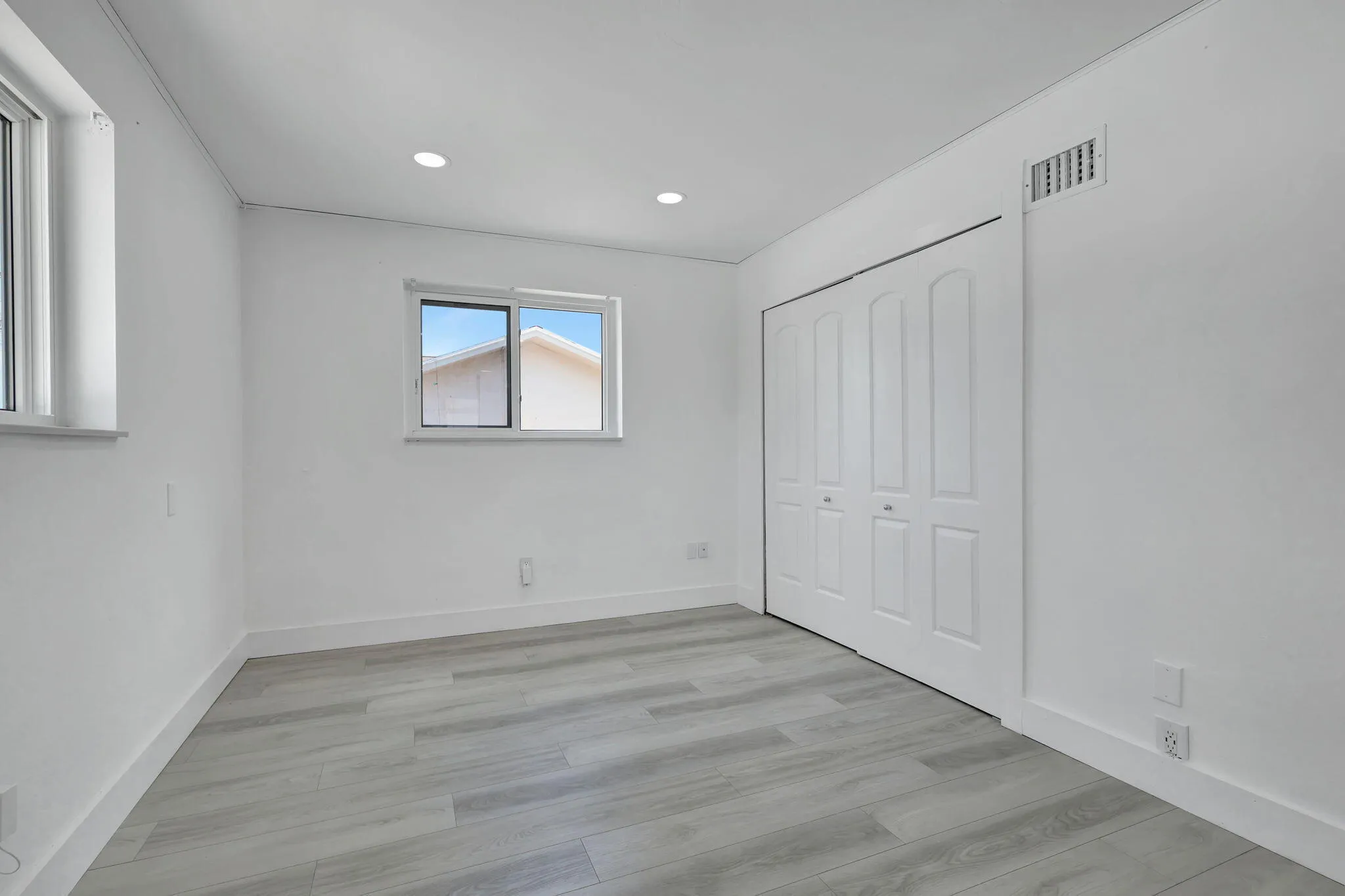 4-web-or-mls-334SW_11
