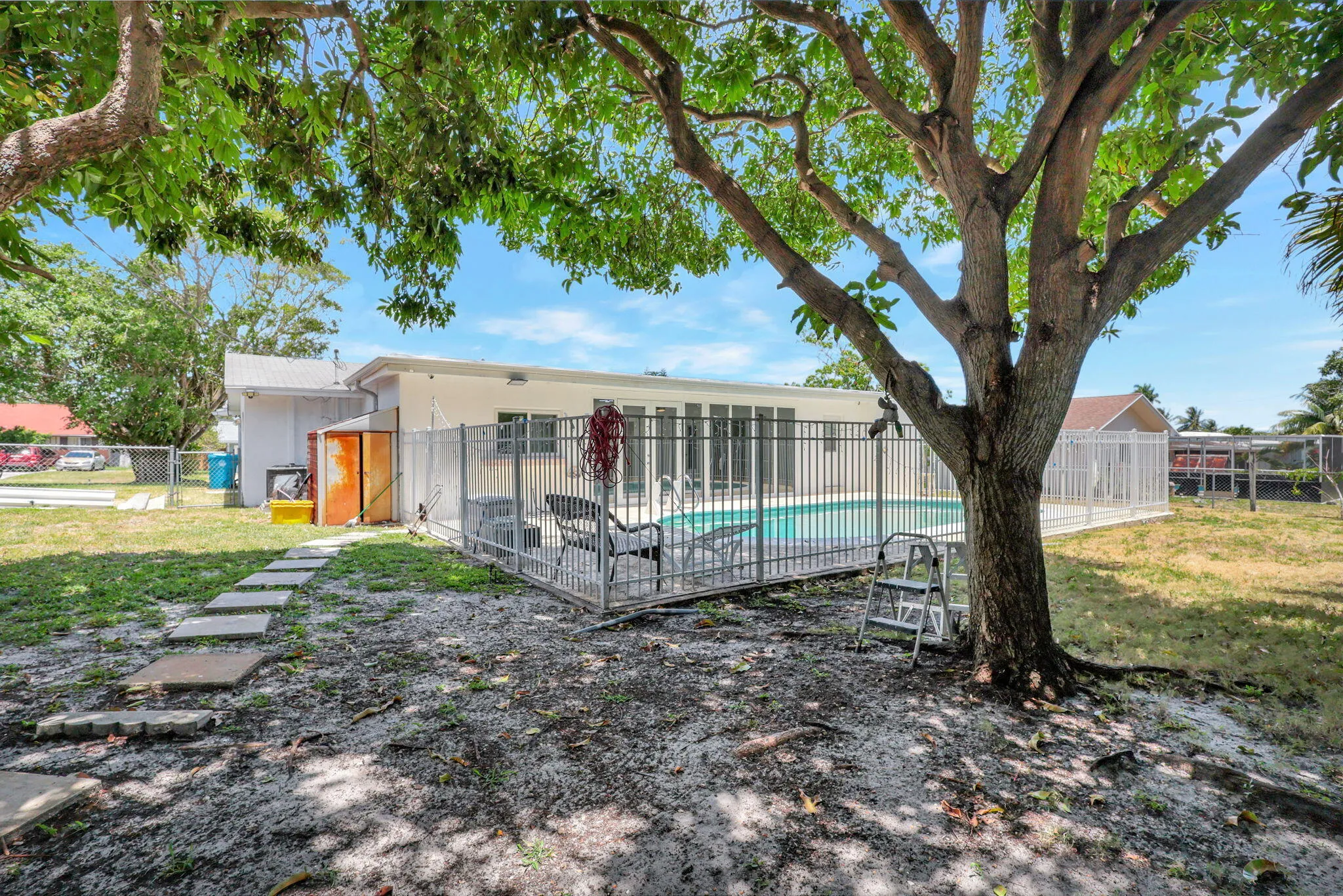 42-web-or-mls-334SW_214