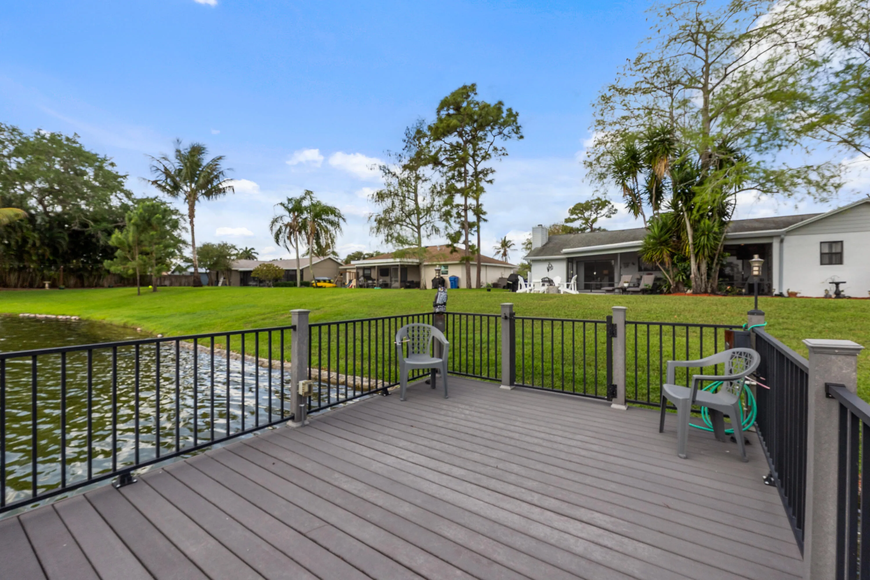 Gorgeous long, lake view