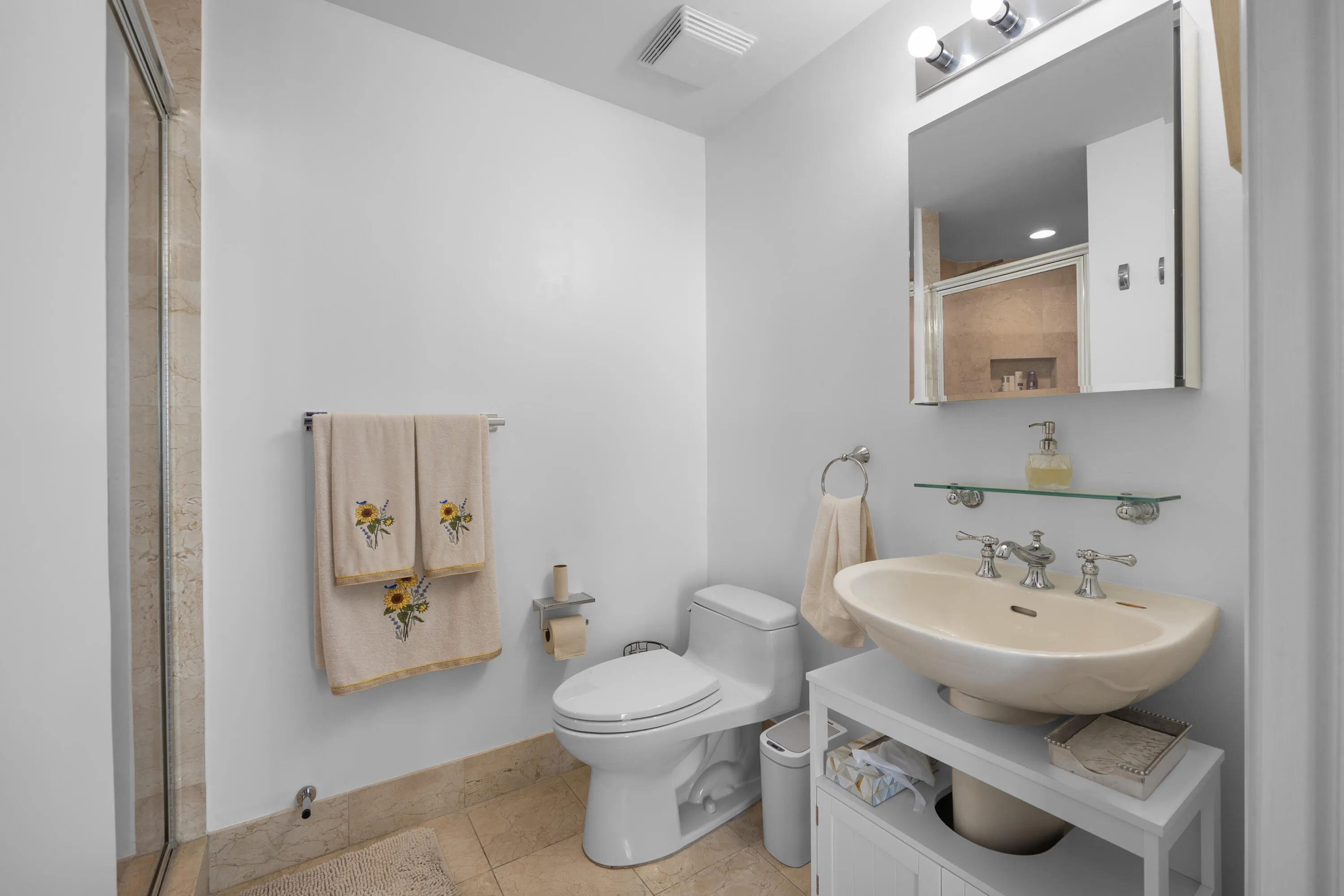 111 SE 8 ave unit 705 Fort Lauderdale 3