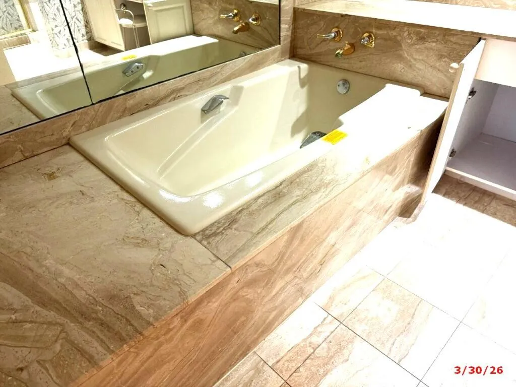Master tub