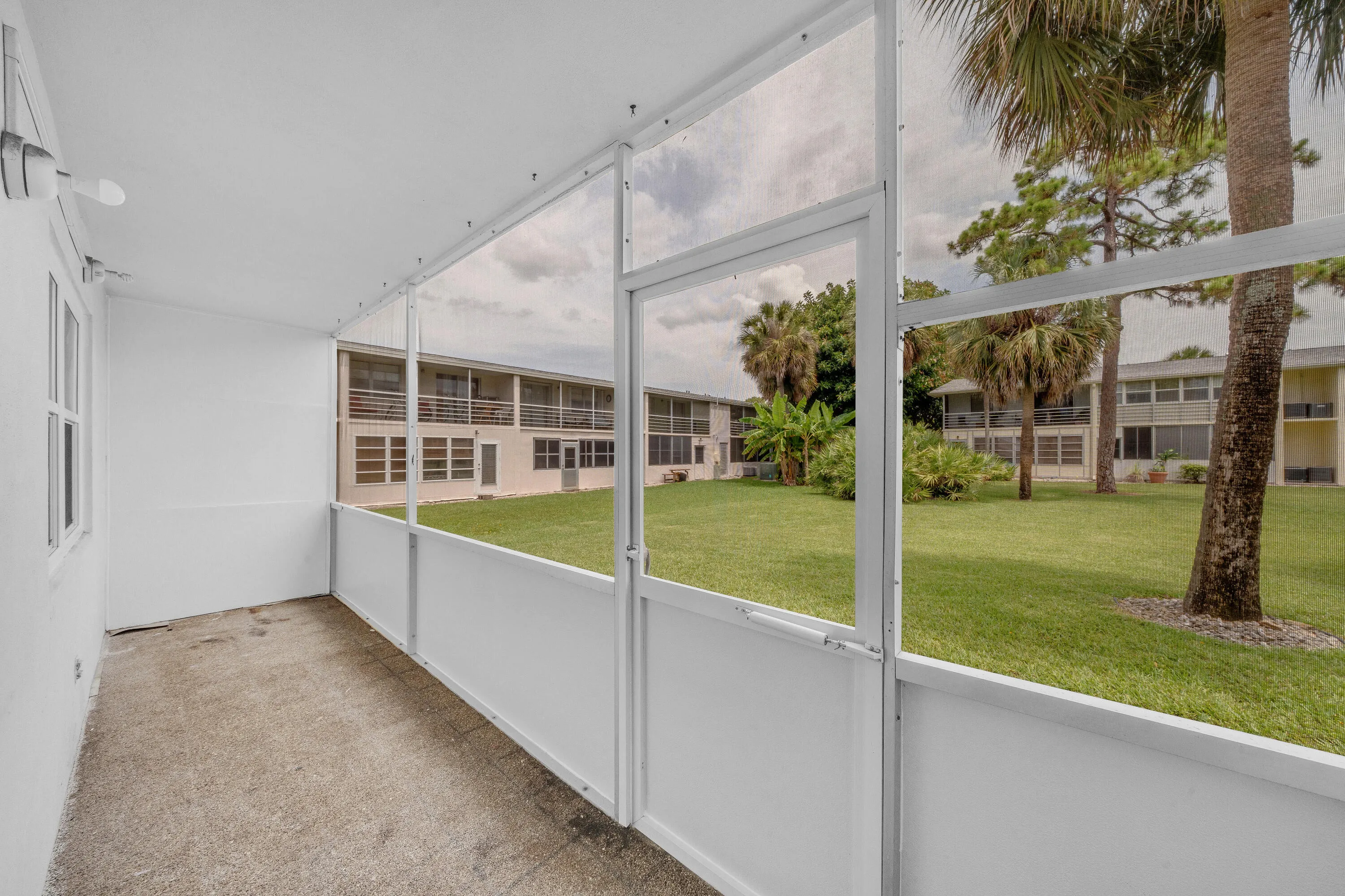 13 Patio (1)