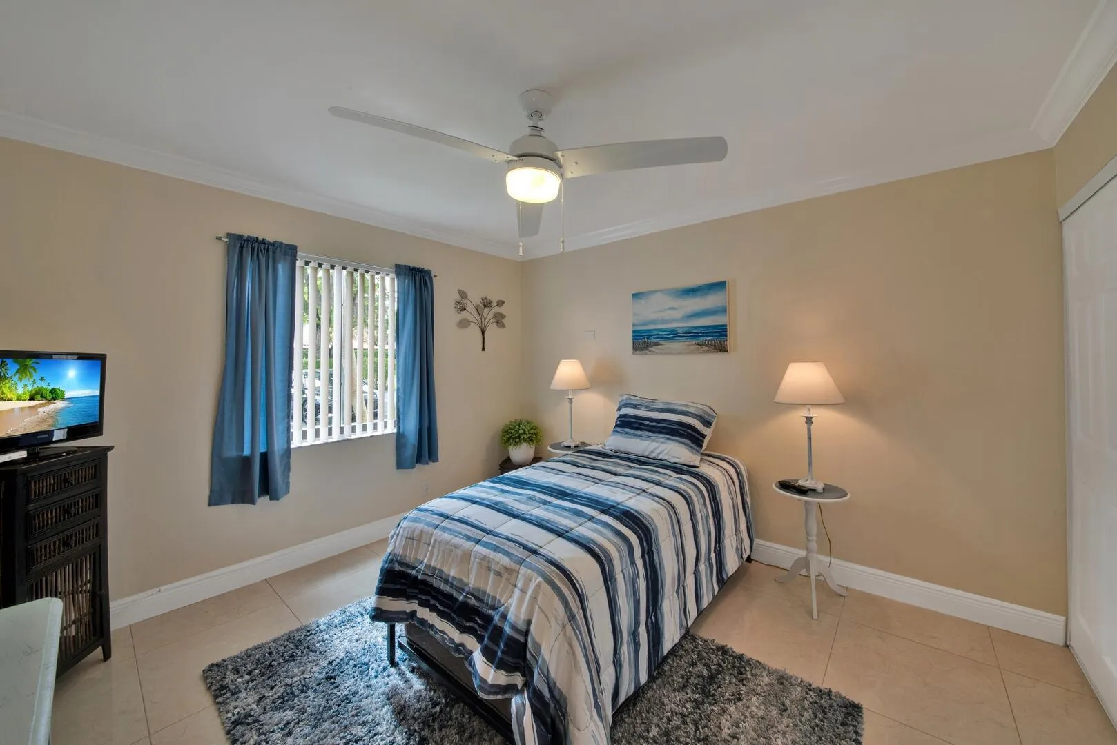 2nd Bedroom