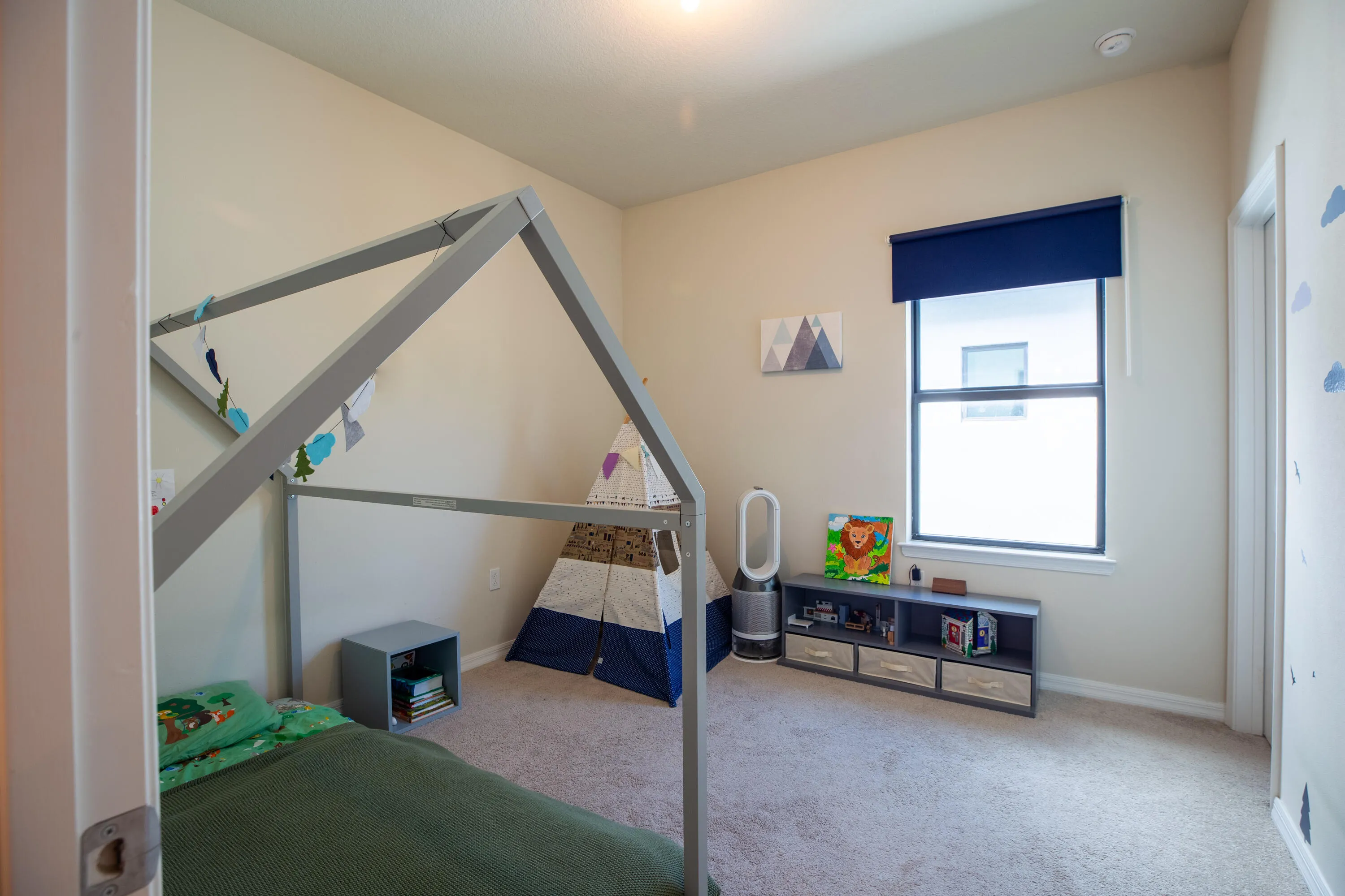 Secondary bedroom #1