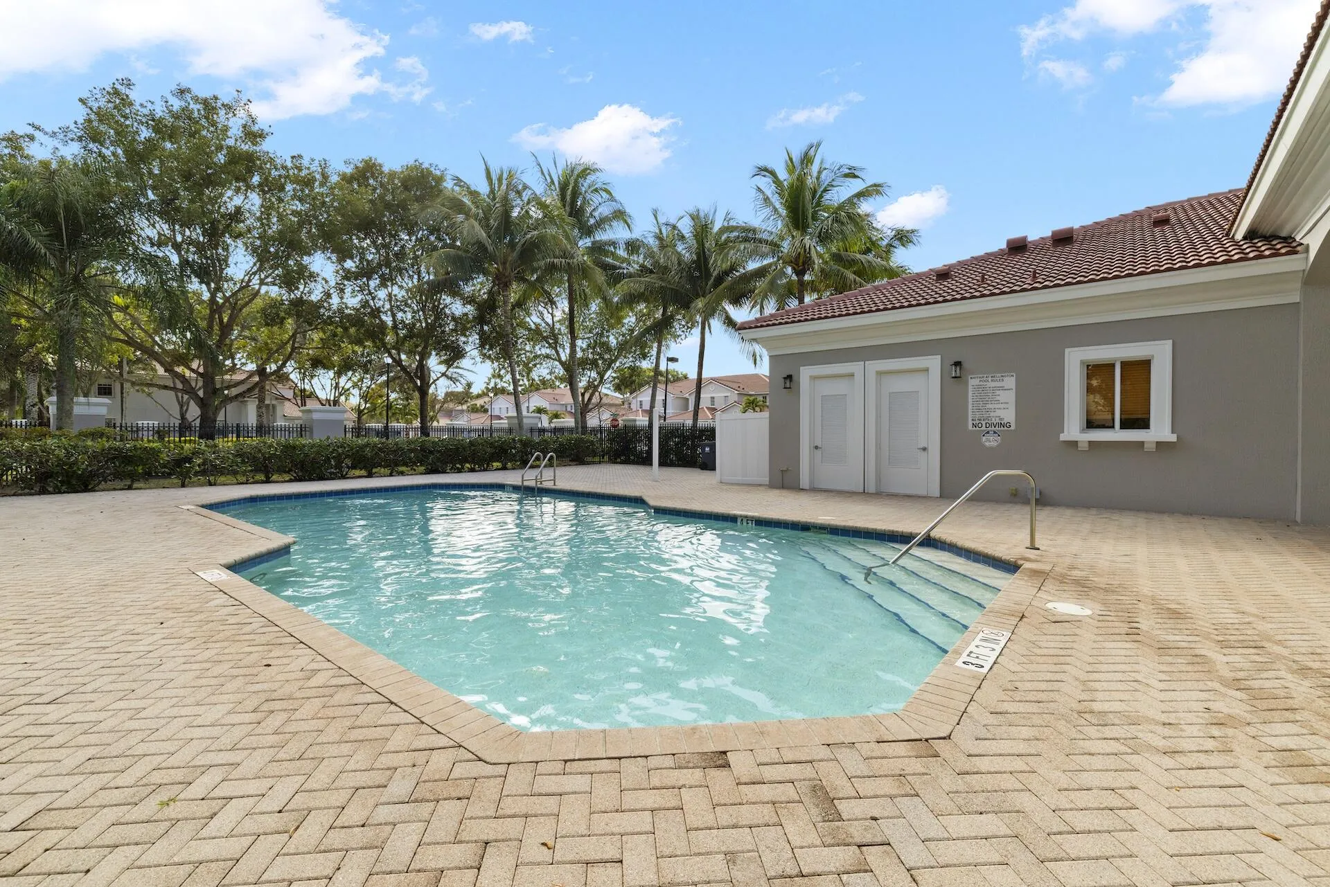 Community pool
