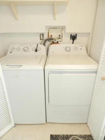 washer and dryer