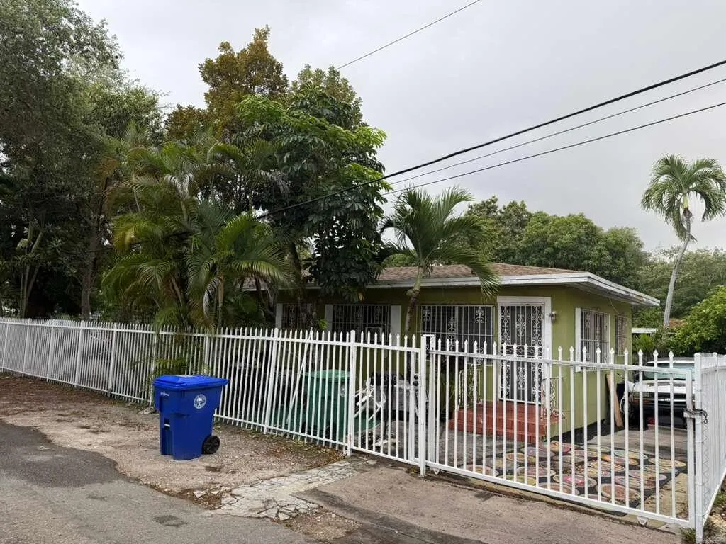 Property photo 11