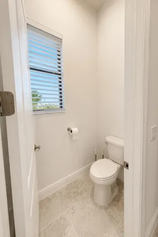 Designer.Master Bathroom.3