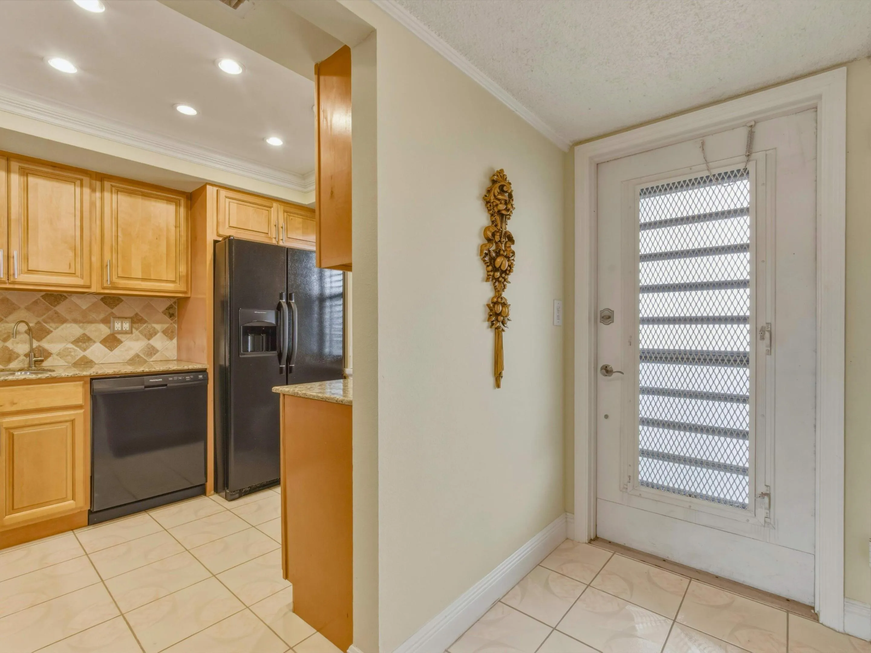 Foyer Kitchen