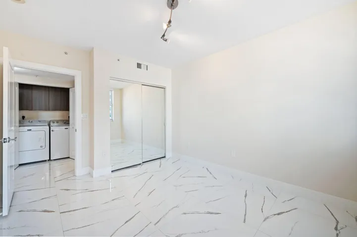 29-web-or-mls-347-n-new-river-dr-e-1509