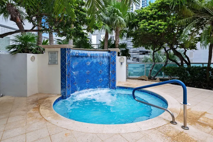 35-web-or-mls-347-n-new-river-dr-e-1509