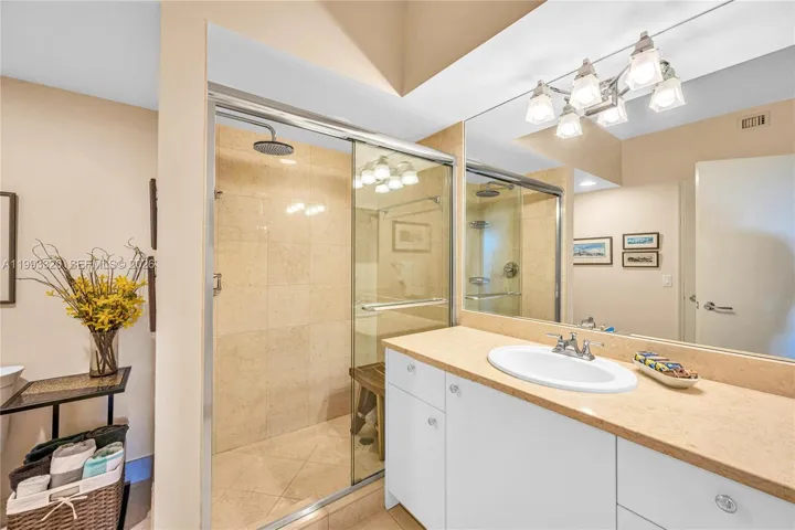Guest bathroom & powder room