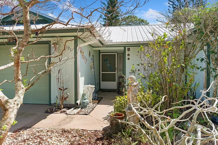 121-Hinchman-Ave-HigMedia-011-1280