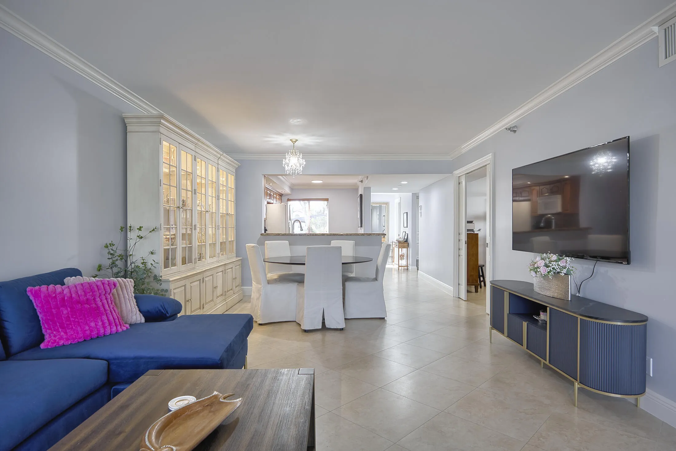 Open to kitchen