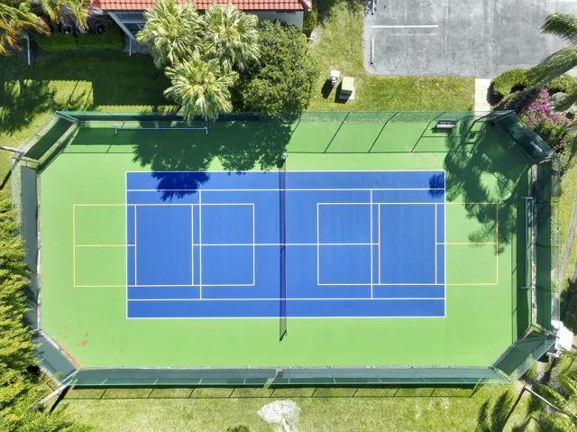Tennis
