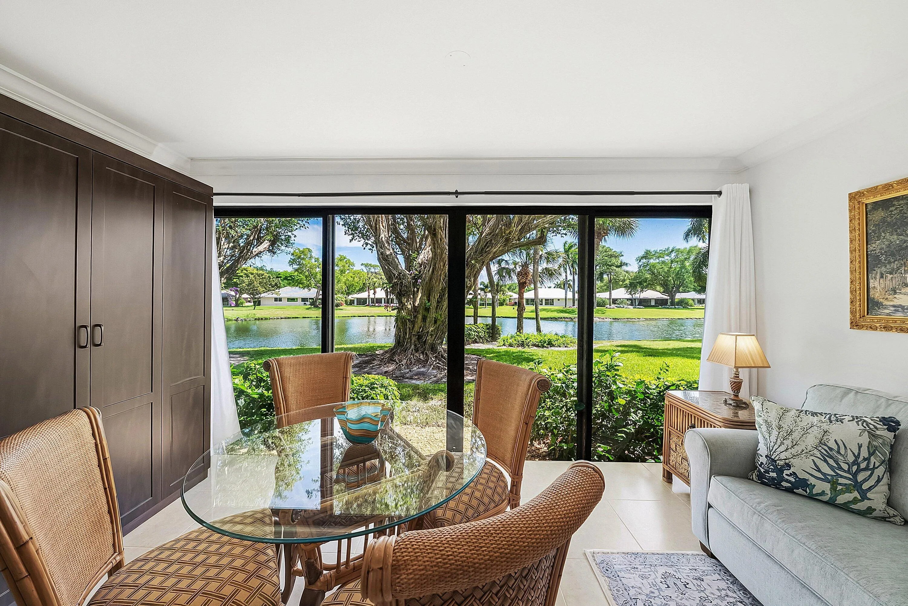 Casual living area
