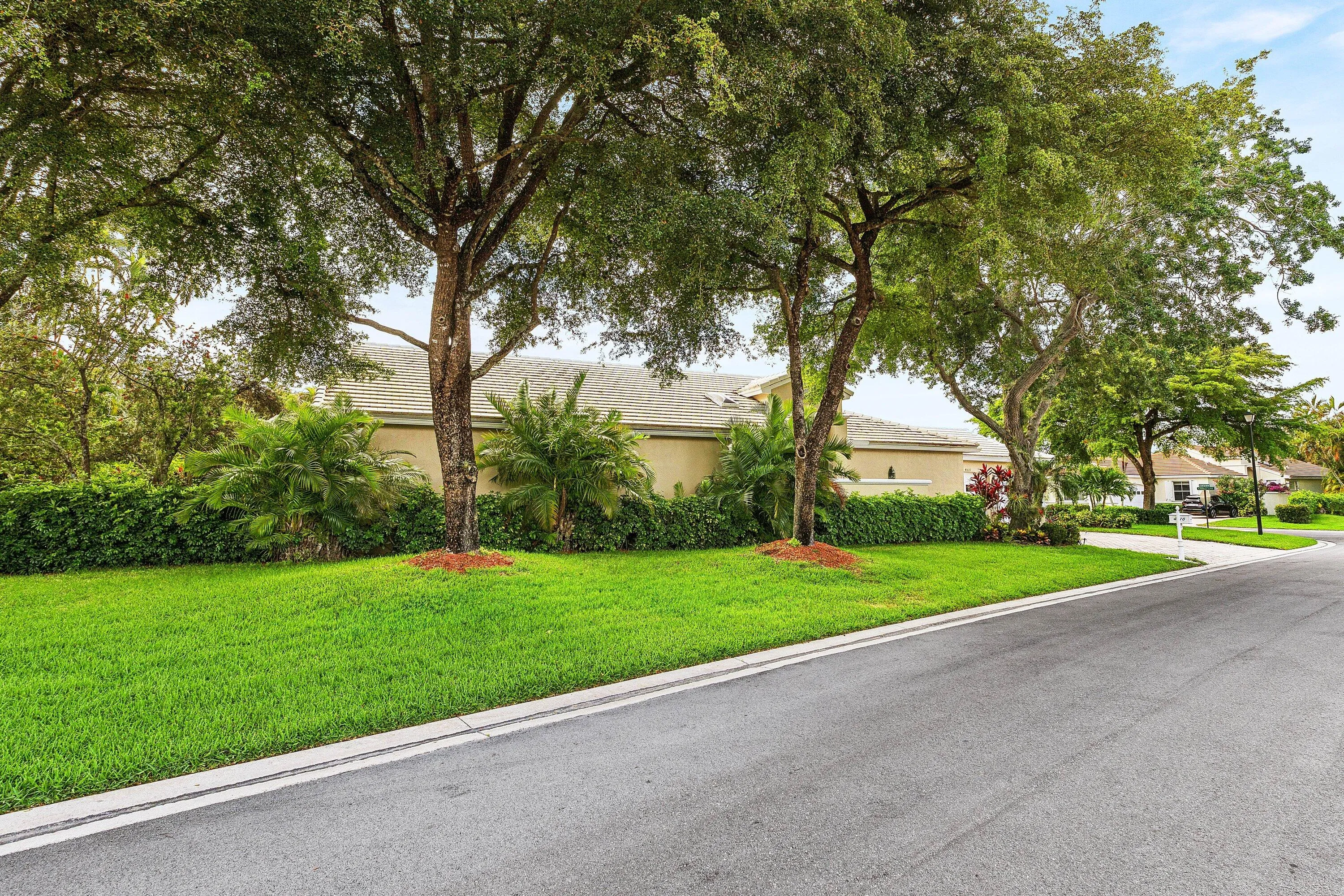 004-4510KensingtonParkWay-Wellington-FL-