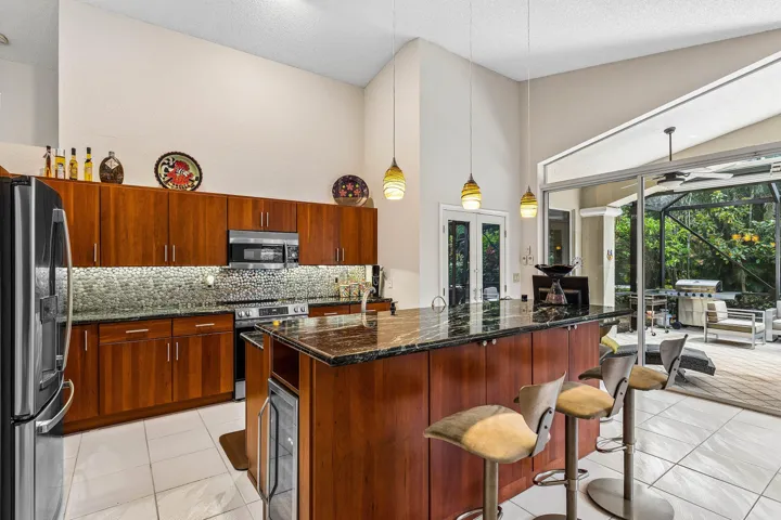 007-4510KensingtonParkWay-Wellington-FL-